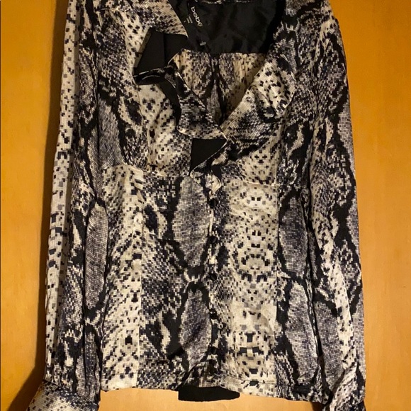 Beautiful Snakeskin Silk!!!๐๐๐ - Picture 8 of 8